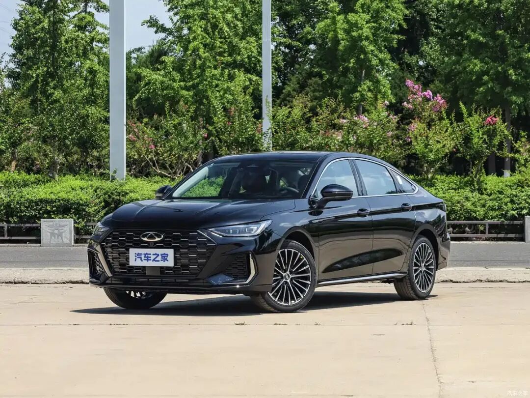 2.0T发动机，8255芯片，怀挡设计，10多万买车新选择！