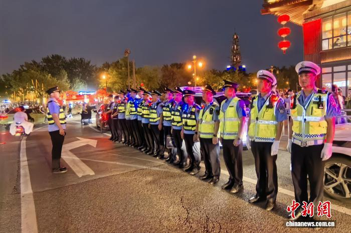 西安集中下架1061辆涉案违规网约车