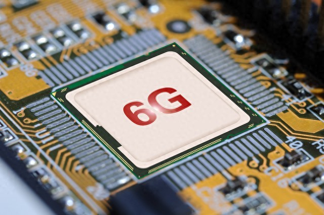 卡得住光刻机，卡不住中国科技！国产换道突破6G高频芯片